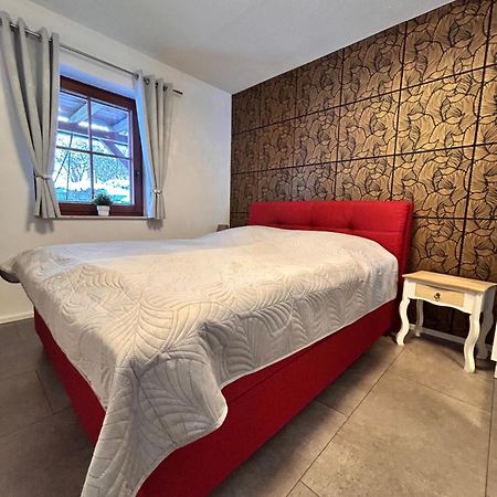 Ferienwohnung Mit Gartennutzung, Garage Und Wallbox Ebersbach-Neugersdorf Exteriér fotografie