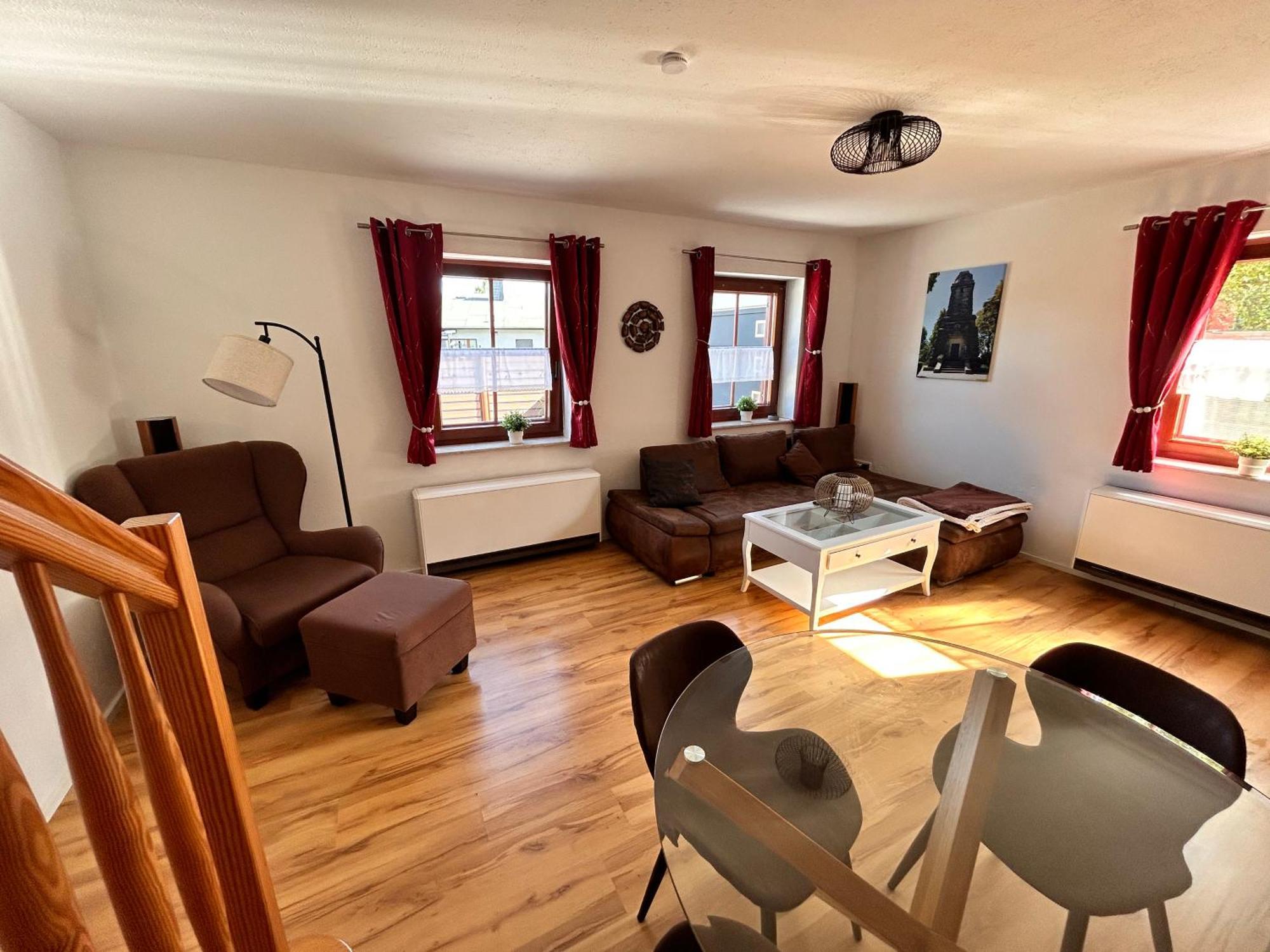 Ferienwohnung Mit Gartennutzung, Garage Und Wallbox Ebersbach-Neugersdorf Exteriér fotografie